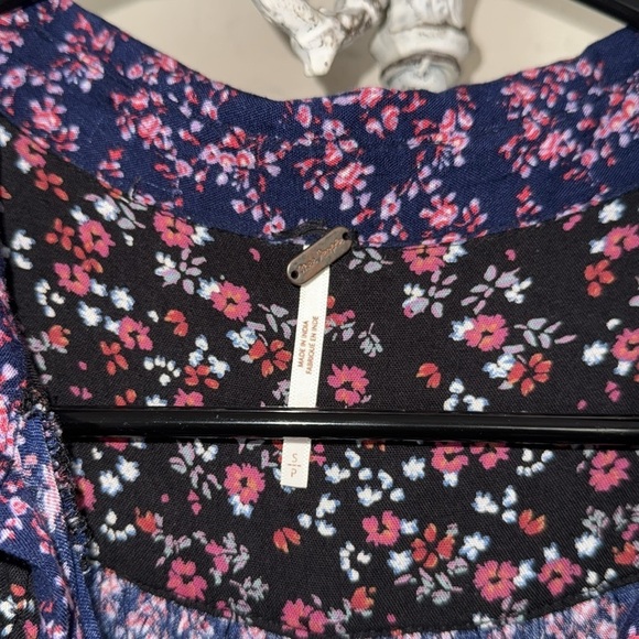 Free People dress tunic Lost in You Floral Button Ruffle Top Mini Black small - Picture 3 of 6